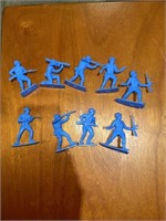 BLUE PLASTIC ARMY SOLDIERS