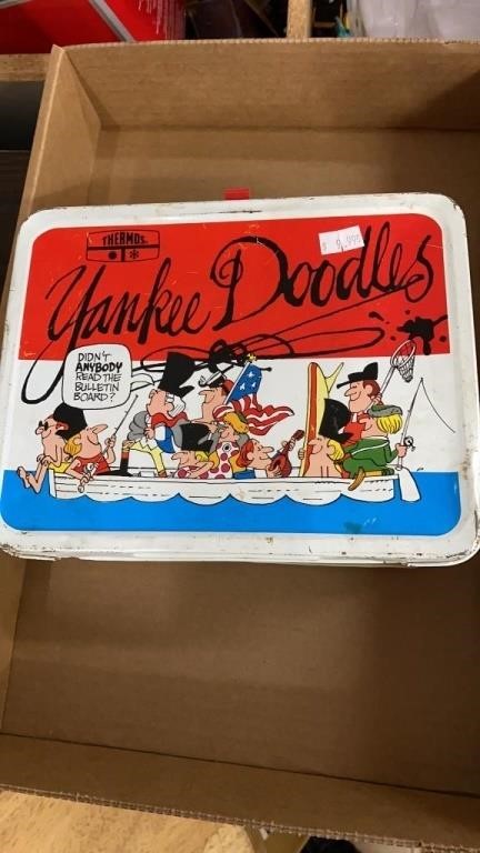 Vintage Thermos Yankee Doodles Lunch Tin, Thermos