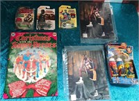 11 - MIXED LOT OF COLLECTIBLES (E51)