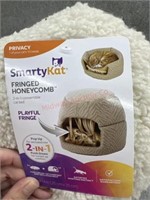 Smarty cat fringed honeycomb convertible cat bed