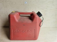 5 Gallon Red Gas Tank