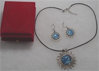 COSTUME JEWELRY NECKLACE WITH EARRINGS SET