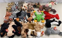 25 TY Beanie Babies : Cats, Dogs, Sea Creatures,