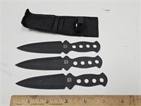 Set of 3 NEW Throwing Knives w/Sheath
