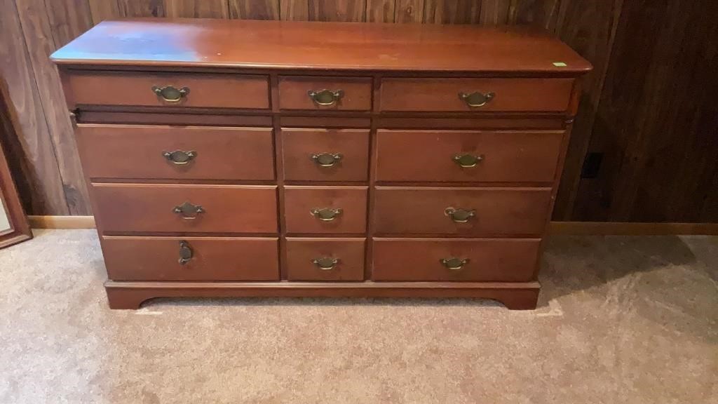 12 drawer dresser, 60x20x36’’