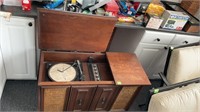 Vintage stereo/record player, not tested,