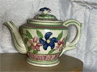 Beautiful Antique Tea Pot Made in Japan