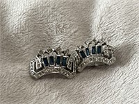 Beautiful Vintage Crown Clip on Trifari Earrings