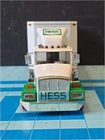 1987 Hess truck/bank no box