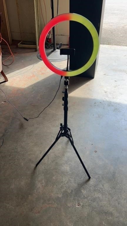 Vlogger Ring Light for Smart Phone Pictures