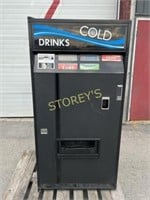 Cold Drinks Vending Machine w/ Key