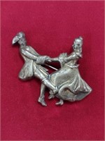 Sterling Silver Colonial Dancers Brooch TW: 7.5g