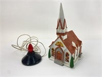 Dickensville Porcelain Lighted House w Box