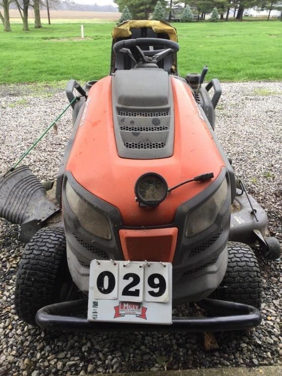 Husqvarna LGT 24K54 Lawn tractor, needs repair &