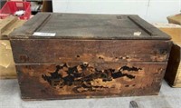 Antique advertising wood crate with lid