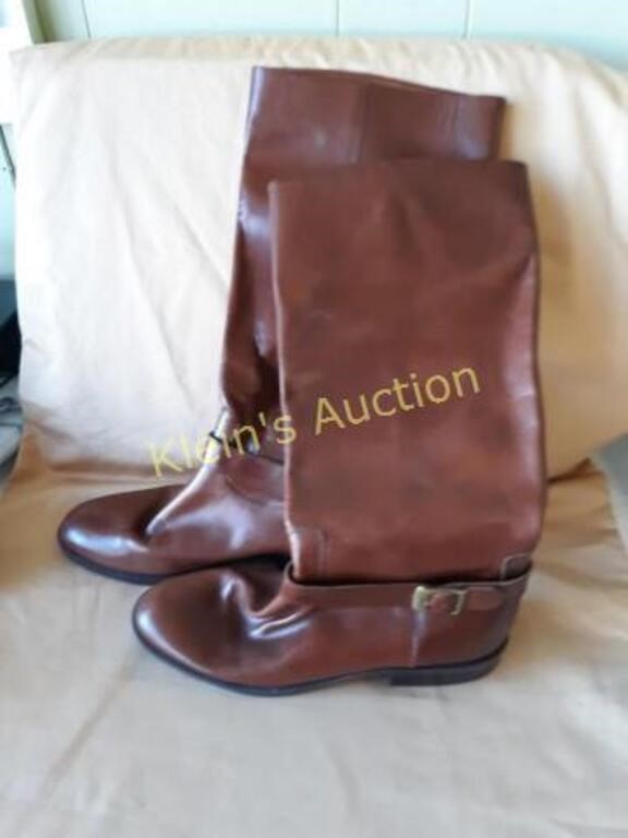 Etienne Aigner Jordan Leather Boots
