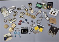 Collection of Costume Earrings & Brooch Pins