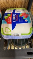 Four packs of Dixie ultra plates