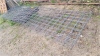 Five 16' wire cattle panels