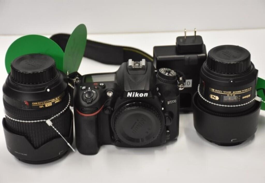 Police: Nikon D7200 Kit - 2 Lenses - Batt - Charge