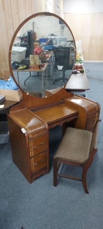 NICE ANTIQUE VANITY WITH MIRROR AND STOOL