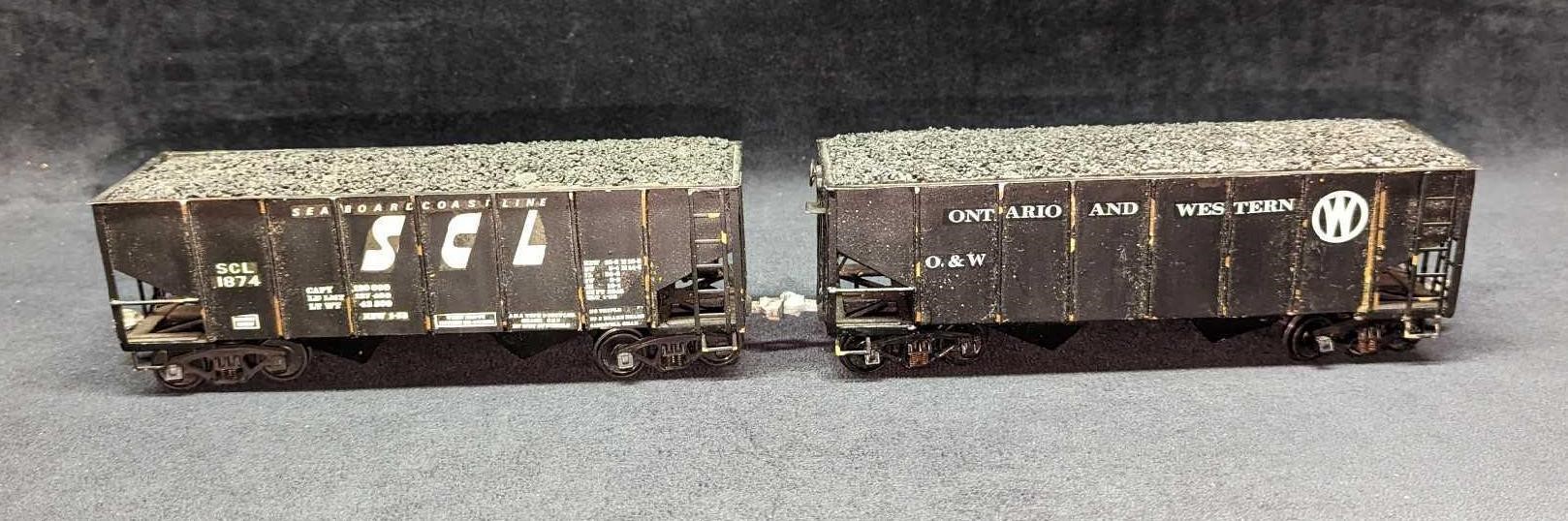 2 Vintage Distressed O Scale Model Train Coal Hopp