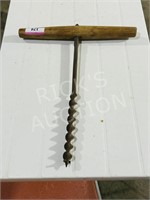 Antique manual 1" auger drill w/ wood handle