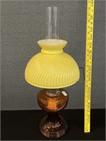 Antique Amber Aladdin Lamp Lincoln Drape