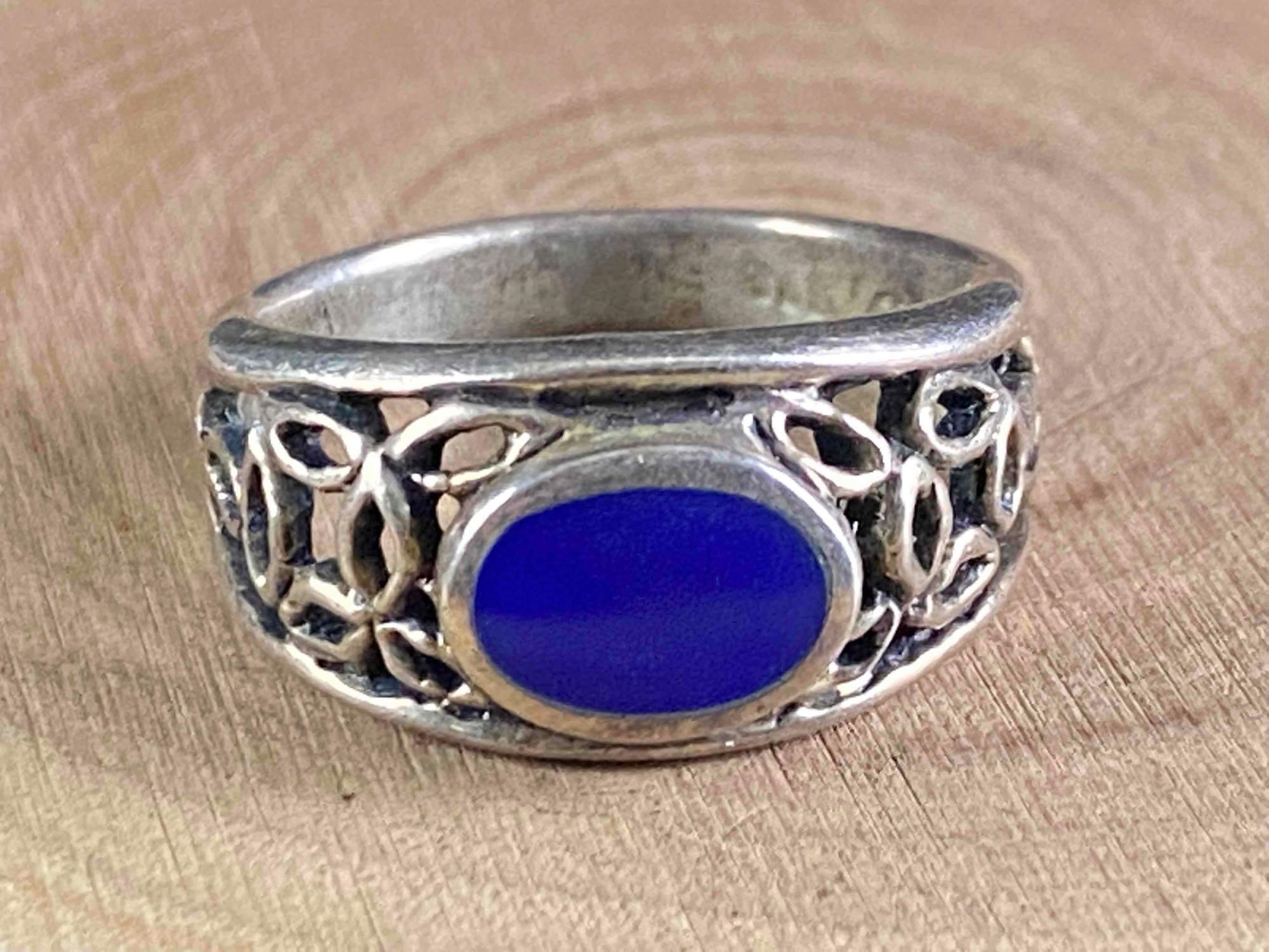 Vintage Blue Lapis Peddles Design Sterling Ring