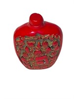 A Chinese Overlay snuff bottle cinnabar lacquer