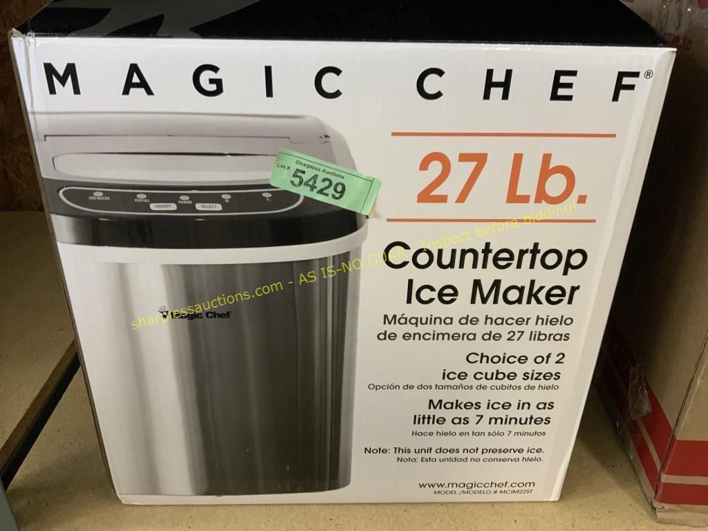 Magic chef 27lb countertop ice maker (Used)
