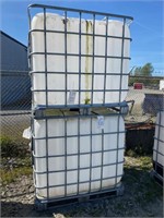 Liquid tanks in alum cage, 2 pcs,3 1/2' X 4' apprx