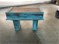 SMALL WOOD BENCH SEAT