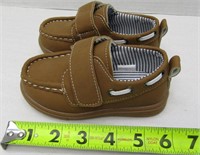 Infant Shoes SZ 6