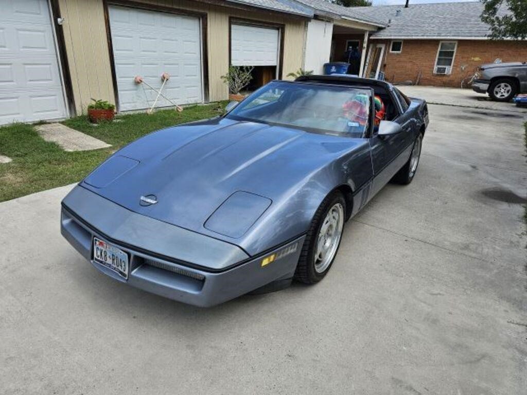 1990 Corvette  1G1YY2387L5113209