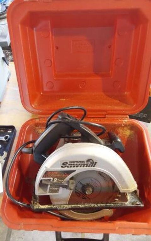 CRAFTSMAN CIRCULAR SAW IN CASE