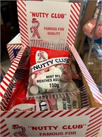 NEW (12x150g) Nutty Club Mint Mix