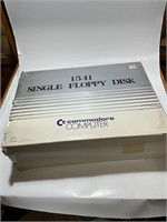 Commodore 64, 1541 single floppy disk Drive