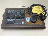 Atari Model C-380 w/ AV Cables