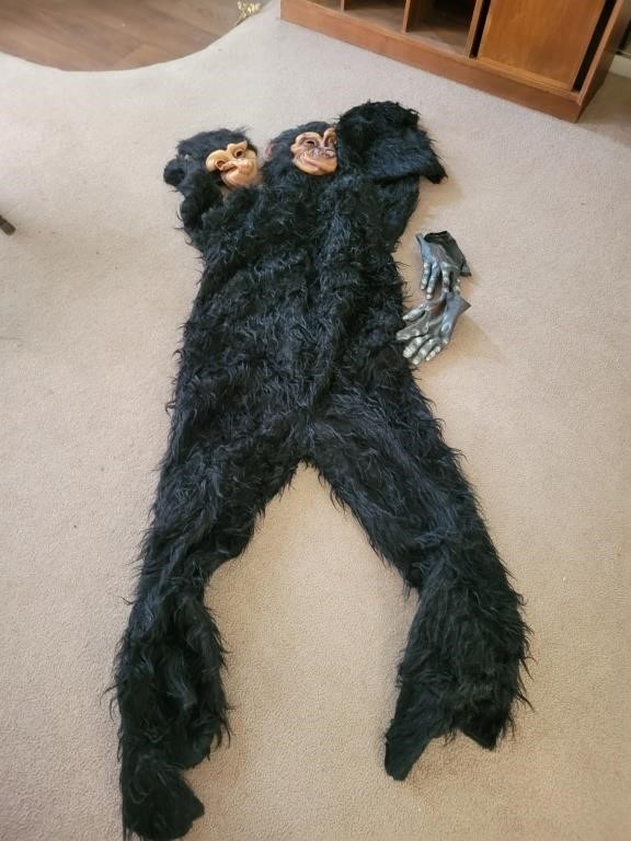 Gorillia Costume