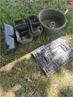 Lot of rubber and plastic/metal feeders and