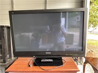 50 inch Panasonic TV with remote tested works