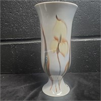 Footed VonTury vase, with sticker   - XA