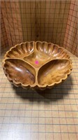 Wooden spinning, pedestal bowl