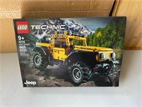 LEGO technic jeep Wrangler, new sealed