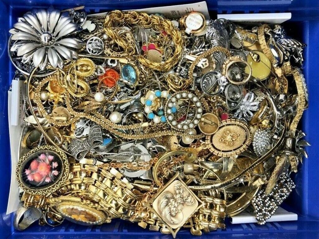 3 Lbs Pounds Unsorted Junk Lot Jewelry Vintage