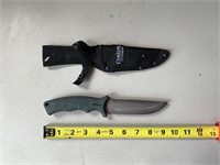 Camillus titanium knife and case