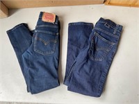 Two pair of boys Levi's size 10
