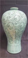 Celadon pottery vase