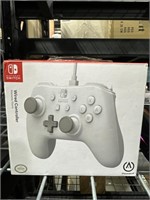 Nintendo Switch, wired controller, white